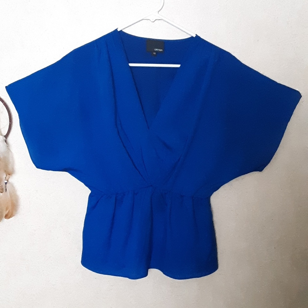 Gremlin royal blue butterfly sleeved top